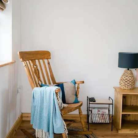 아파트 Modern Self Catering Apartment,